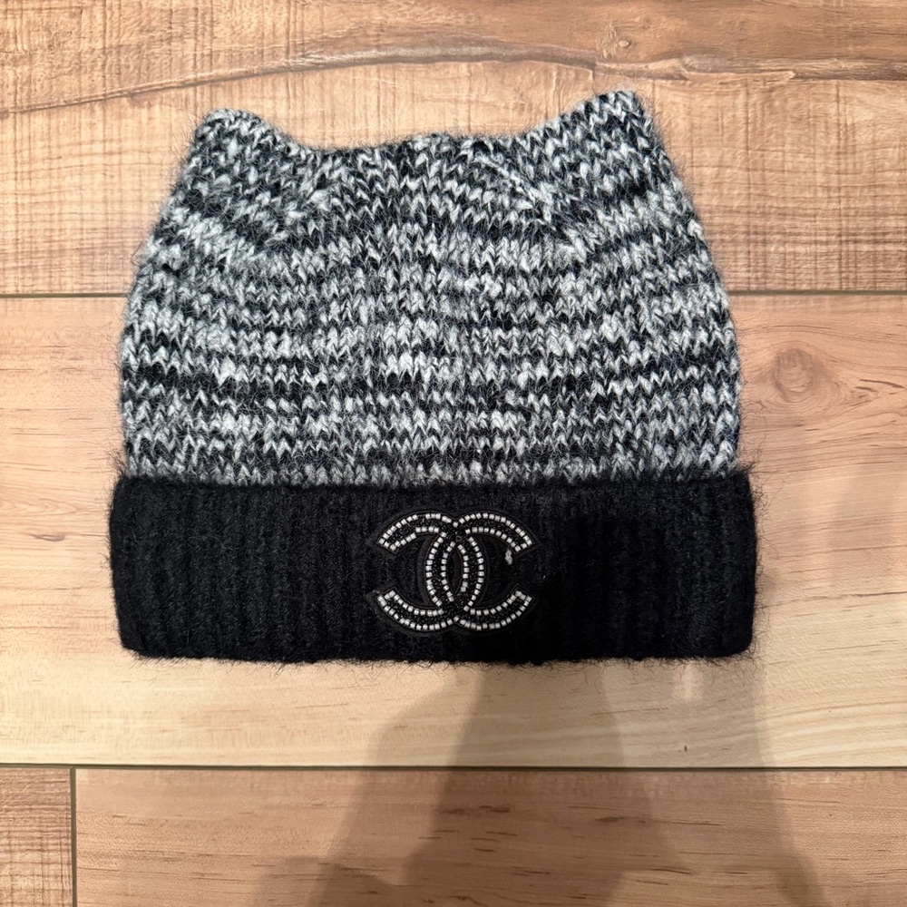 CHANEL Monochrome Knit Beanie